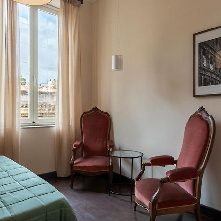 Colosseo & San Clemente Apartment Roma Esterno foto