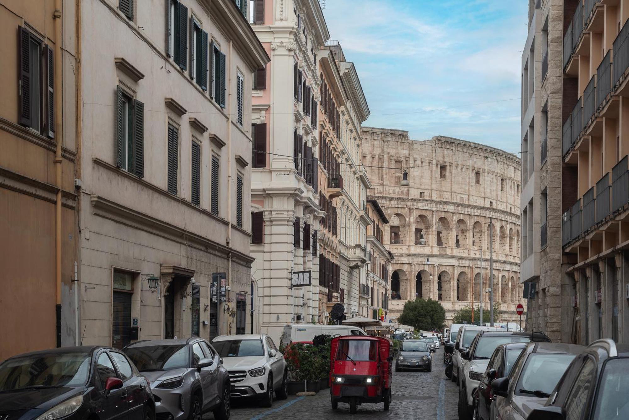 Colosseo & San Clemente Apartment Roma Esterno foto